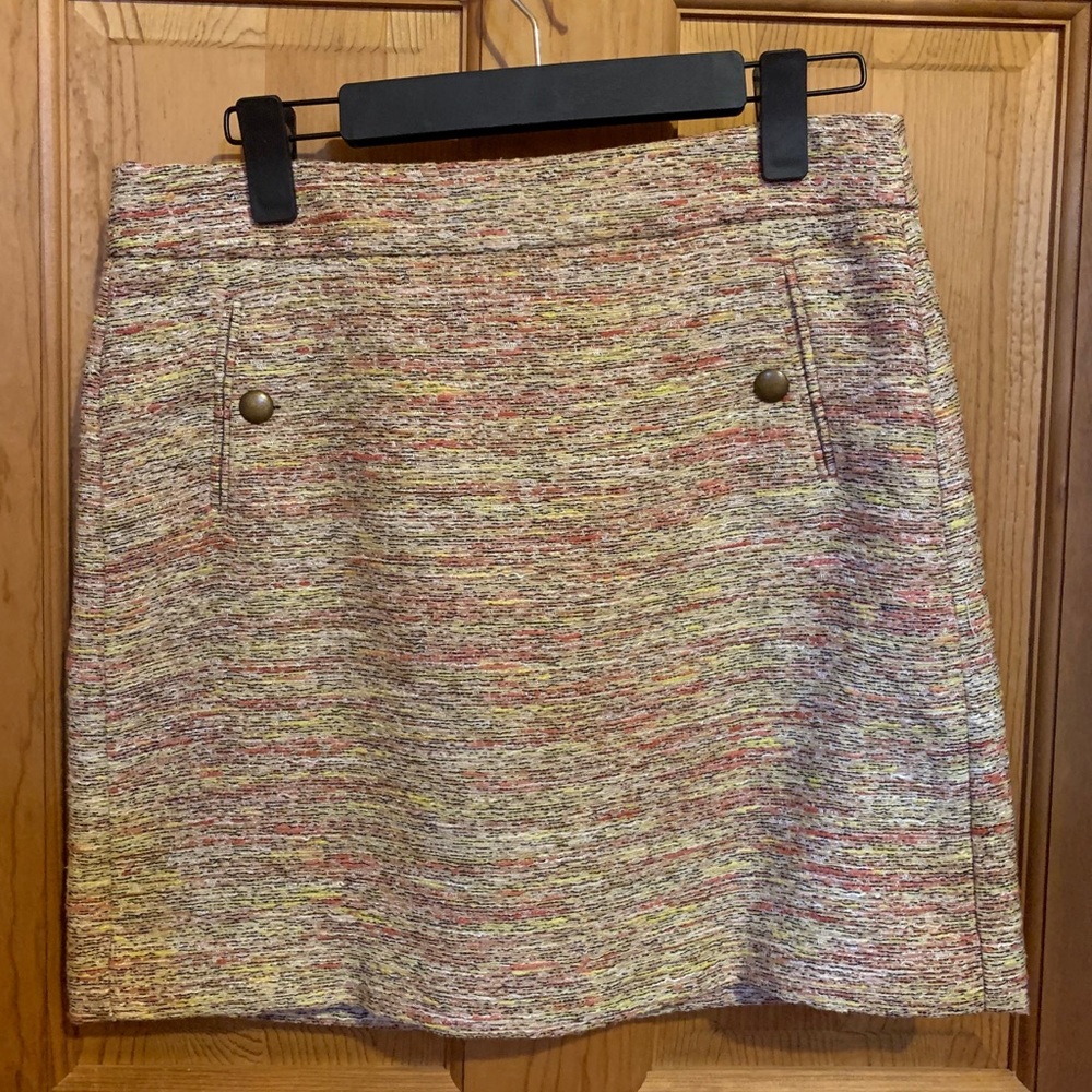 Loft size 4 skirt